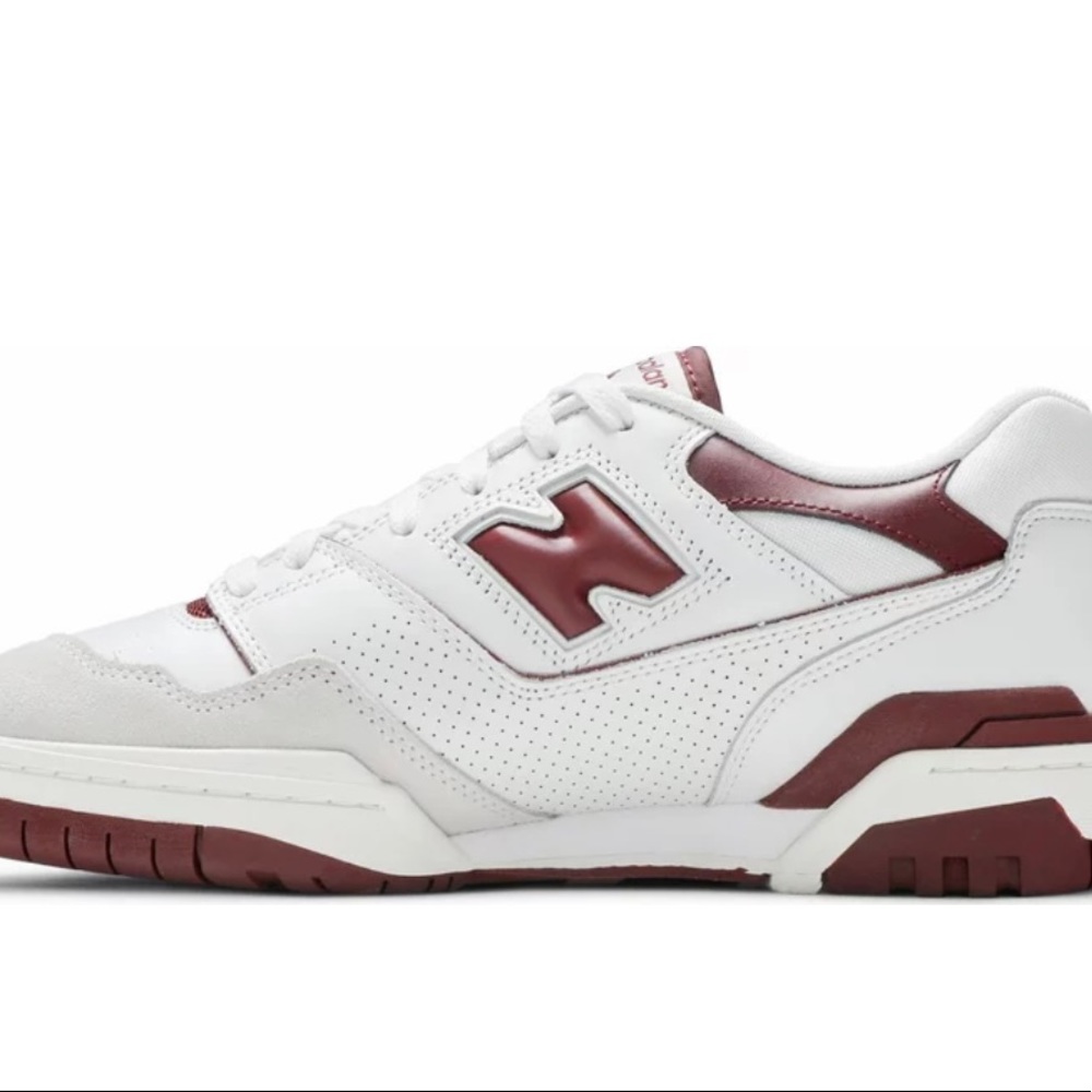 New Balancs 550 Burgundy NWOT